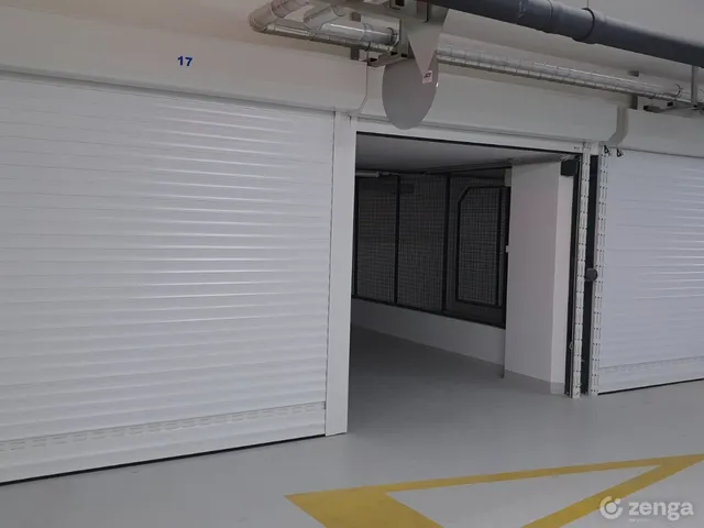 Kiadó garázs Debrecen, Belváros 13 nm