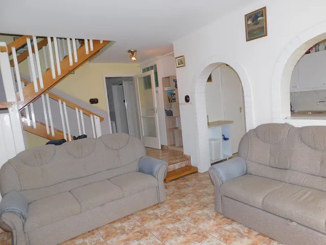 Eladó ház Eger, Hatvanihóstya 126 nm