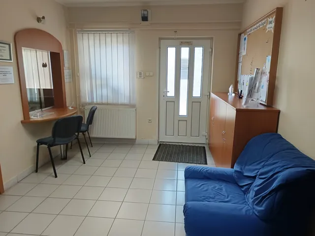 Kiadó kereskedelmi és ipari ingatlan Eger, Lajosváros 70 nm