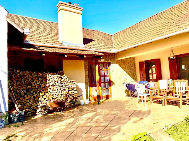 Eladó ház Szilvásvárad 340 nm