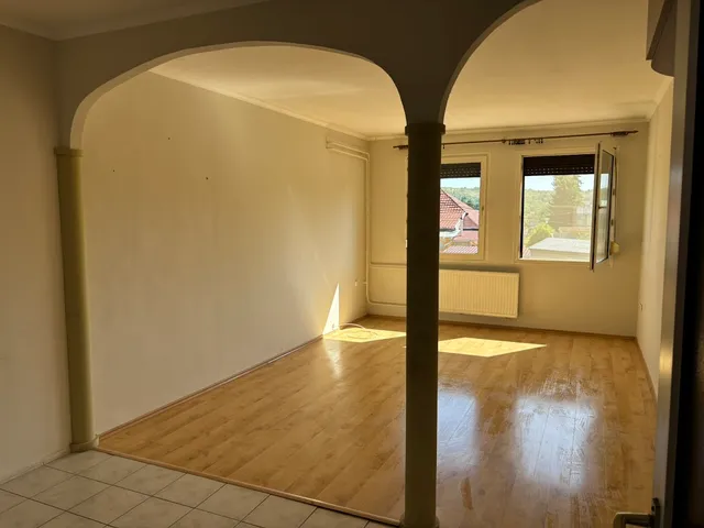 Eladó lakás Eger, Lajosváros 61 nm