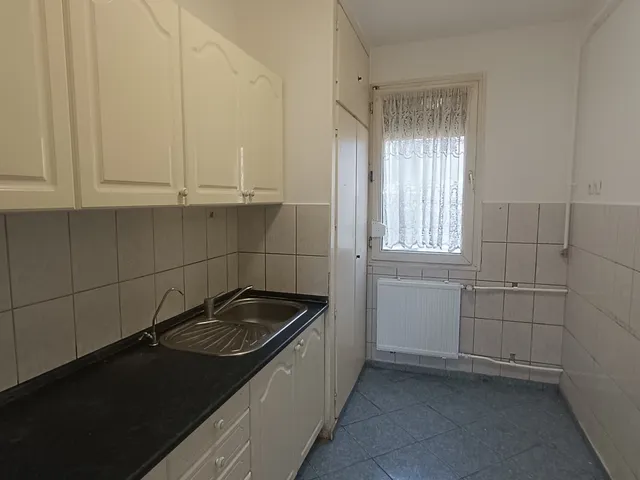 Eladó lakás Eger, Lajosváros 61 nm