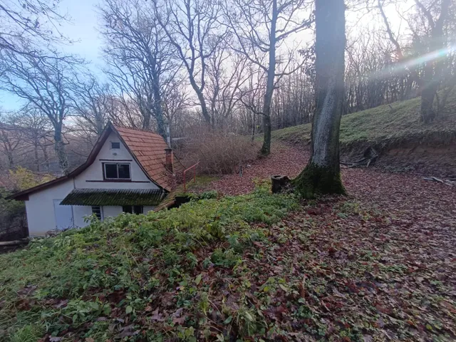 Eladó telek Noszvaj 1700 nm