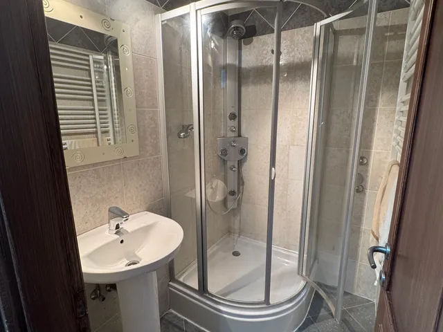 Eladó ház Eger, Hatvanihóstya 240 nm