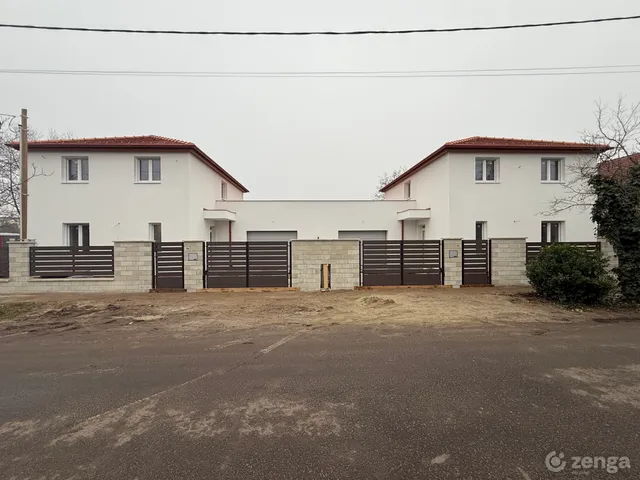 Eladó ház Budapest XVIII. kerület, Szemeretelep 140 nm