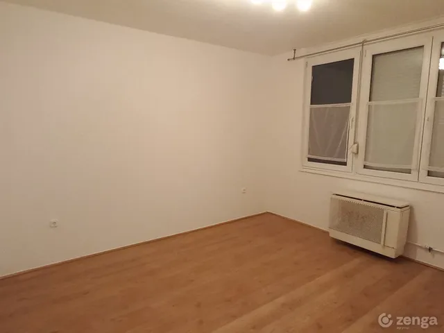 Kiadó lakás Gyöngyös, Dél-Kálváriapart 58 nm