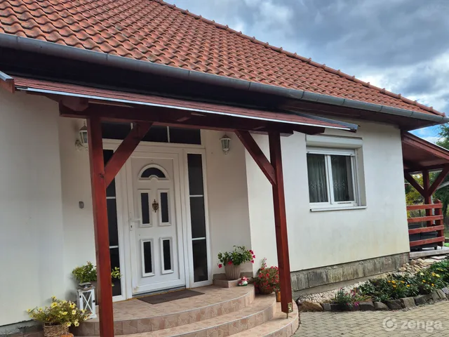 Eladó ház Békés 181 nm