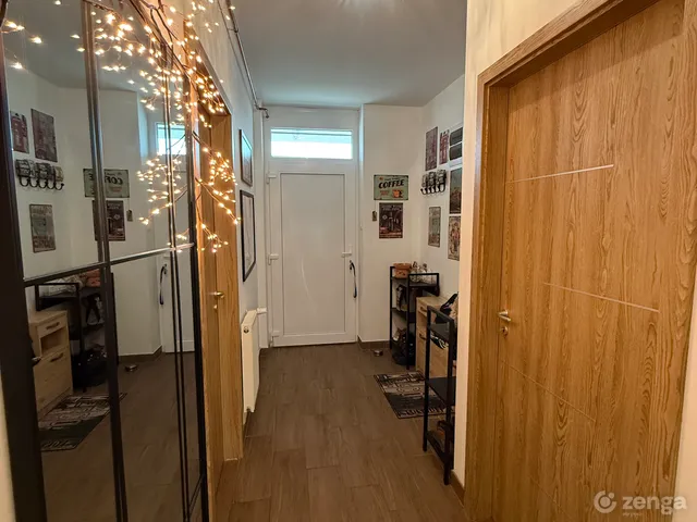 Eladó lakás Nyíregyháza, Malomkert 77 nm