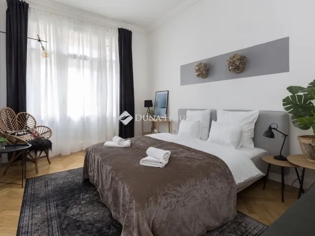 Eladó lakás Budapest V. kerület 64 nm