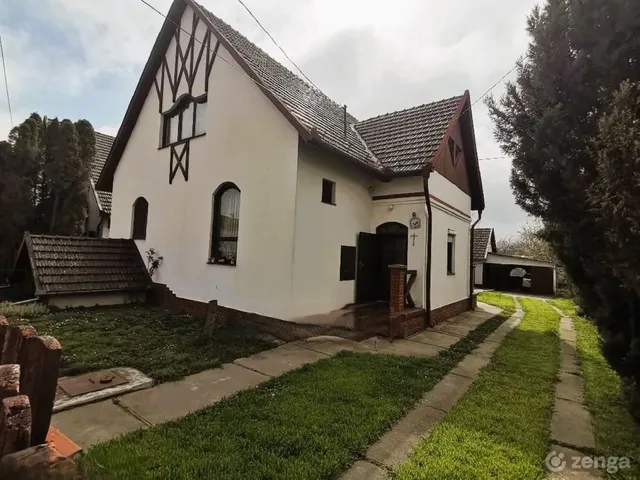 Eladó ház Mezőhegyes 183 nm