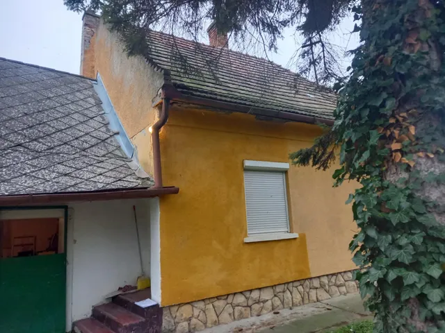 Eladó ház Zsámbék 71 nm
