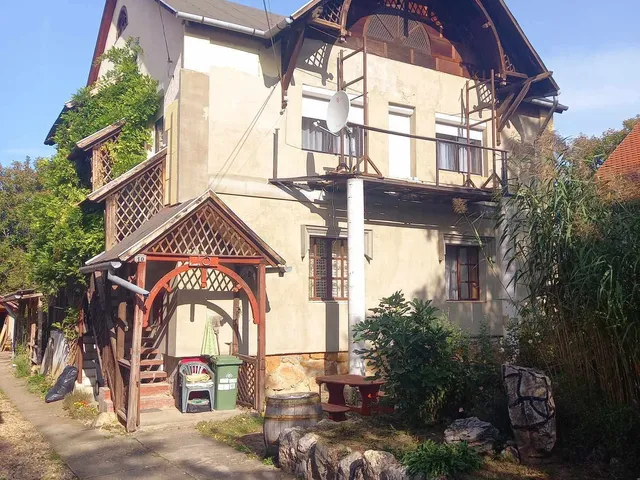 Eladó ház Telki 280 nm