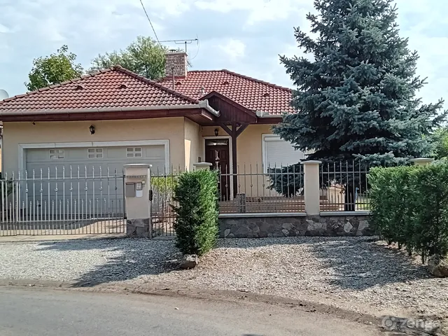 Eladó ház Debrecen, Köntöskert 145 nm