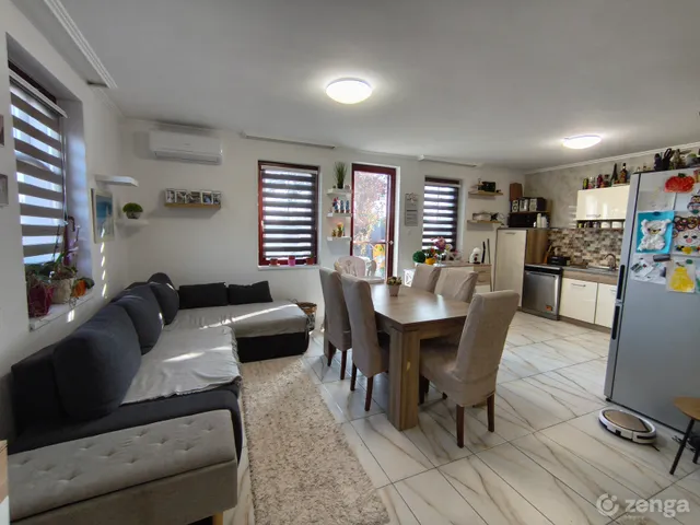 Eladó ház Abony 67 nm