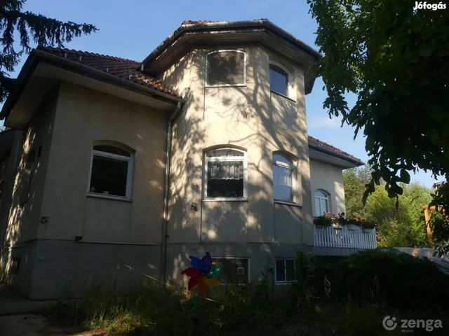 Eladó ház Székesfehérvár, Ráchegy 182 nm