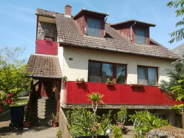 Eladó ház Gégény 209 nm