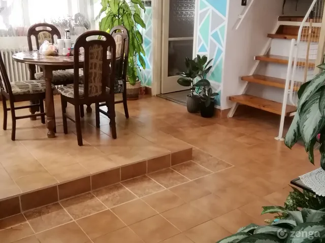 Eladó ház Gégény 209 nm