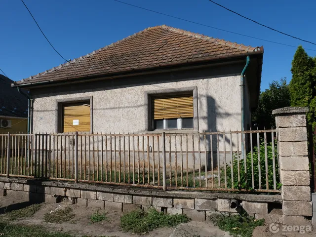 Eladó ház Sülysáp, Tápiósüly 100 nm