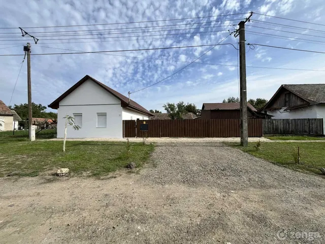 Eladó ház Füzesgyarmat 40 nm