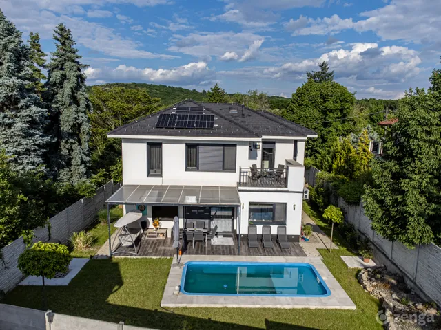 Eladó ház Budaörs 267 nm