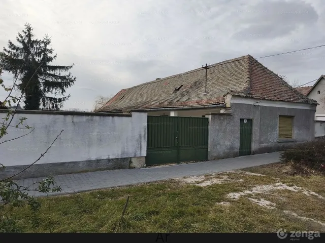 Eladó ház Mór, Rákóczi Ferenc utca 75 80 nm