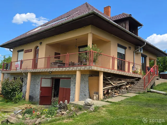 Eladó ház Bükkaranyos 250 nm