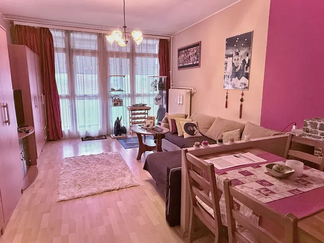 Eladó lakás Pécs, Kovácstelep 54 nm