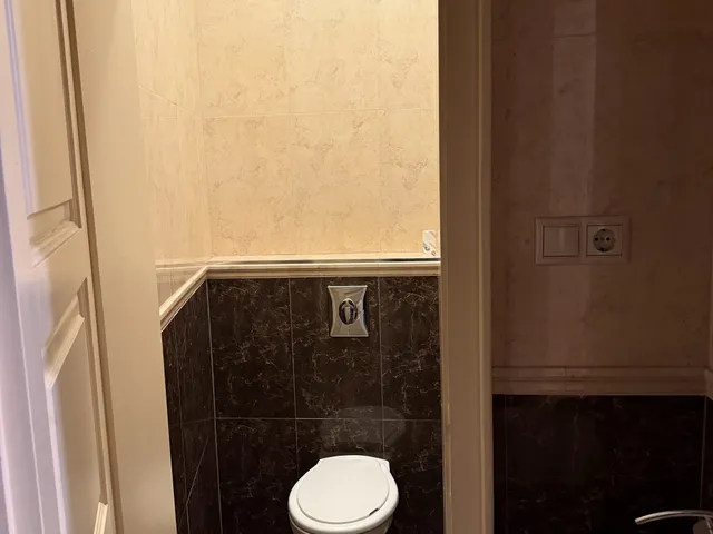 Eladó lakás Pécs 208 nm