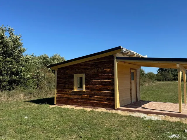 Eladó kereskedelmi és ipari ingatlan Vitnyéd 8791 nm
