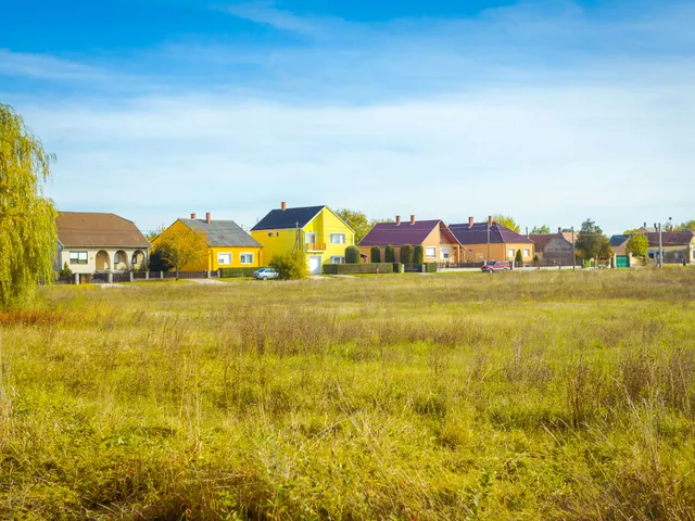 Eladó telek Babót 650 nm