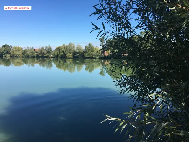 Eladó kereskedelmi és ipari ingatlan Nagygeresd 16730 nm