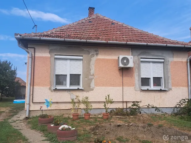 Eladó ház Komádi 100 nm