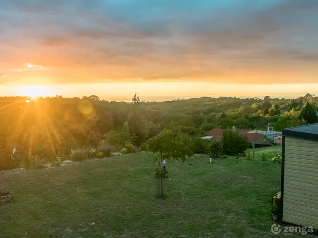 Eladó telek Győrújbarát 1400 nm