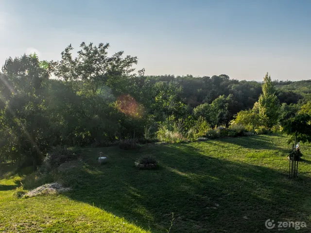 Eladó telek Győrújbarát 1400 nm
