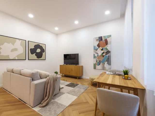 Kiadó lakás Budapest V. kerület, József Attila utca 41 nm