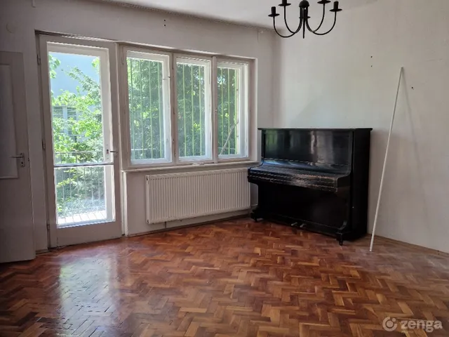 Kiadó lakás Budapest XII. kerület, Mártonhegy 68 nm