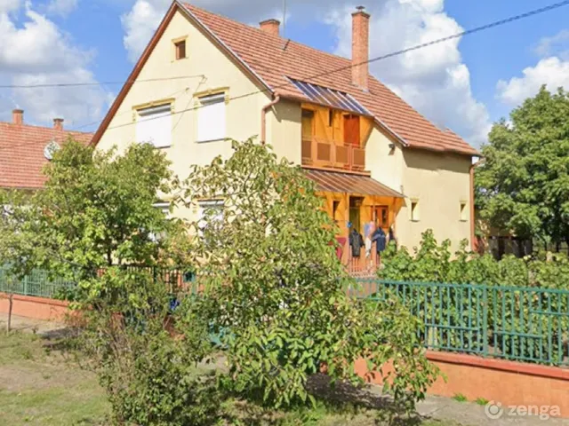 Eladó ház Kecskemét, Petőfiváros 150 nm