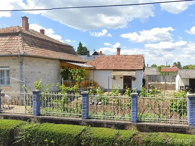 Eladó ház Szolnok, Szandaszőlős 95 nm