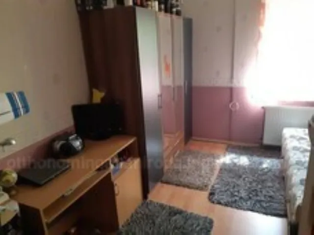 Eladó lakás Miskolc, Komlóstető 51 nm