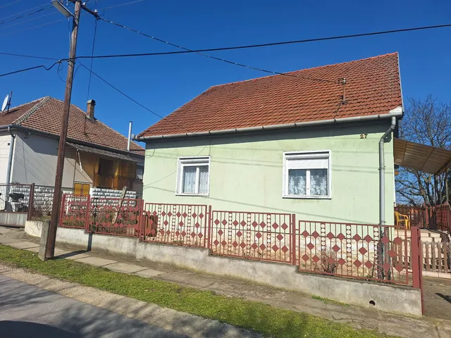 Eladó ház Emőd 74 nm