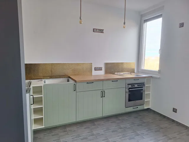 Kiadó lakás Miskolc, Szentpéteri kapu 43 nm