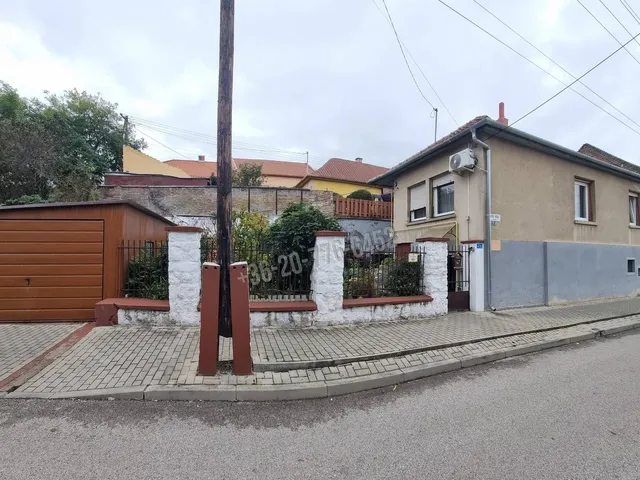 Eladó ház Dorog 82 nm