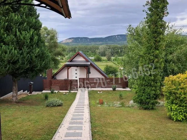 Eladó üdülő és hétvégi ház Dorog, Aranyhomoki Dűlő 30 nm