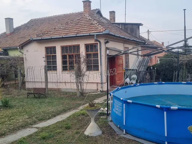 Eladó ház Tokodaltáró 58 nm