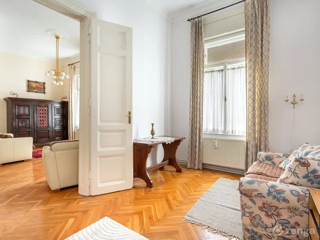 Eladó lakás Budapest V. kerület, Belváros 73 nm