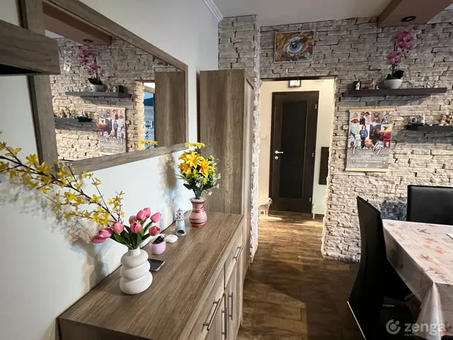 Eladó lakás Pécs, Málom 59 nm
