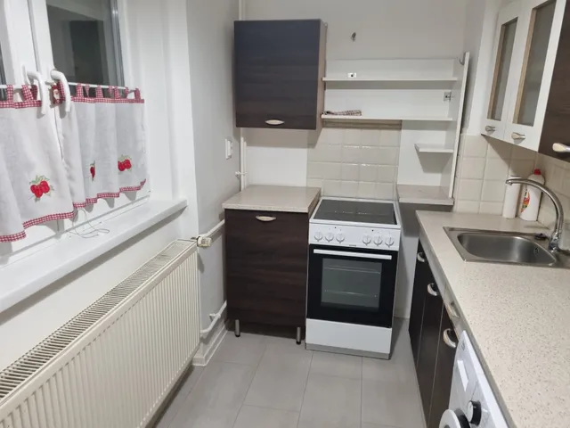 Kiadó lakás Tatabánya, Óváros 54 nm