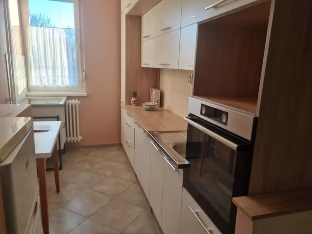 Eladó lakás Tatabánya, Újváros 37 nm