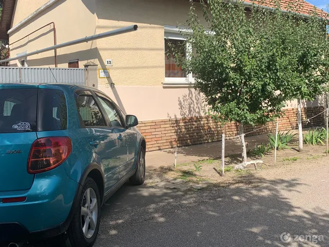 Eladó ház Makó, Honvéd 100 nm