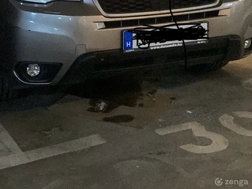 Eladó garázs Budapest III. kerület 15 nm
